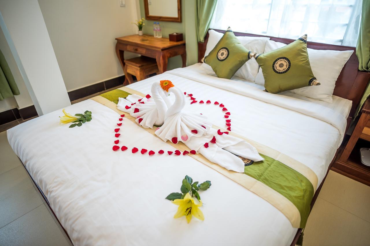 Nks Hotel Phnom Penh Ngoại thất bức ảnh