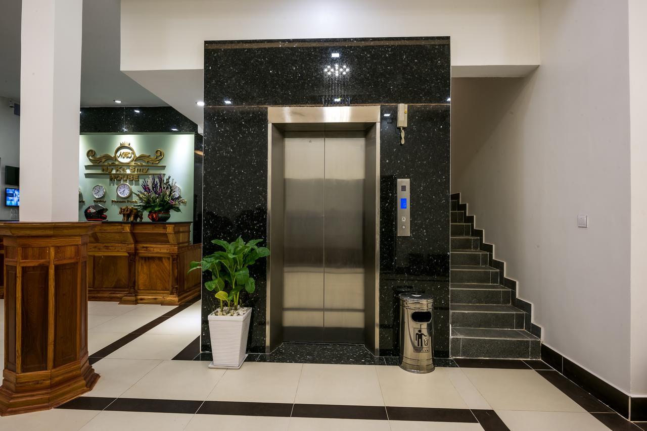 Nks Hotel Phnom Penh Ngoại thất bức ảnh